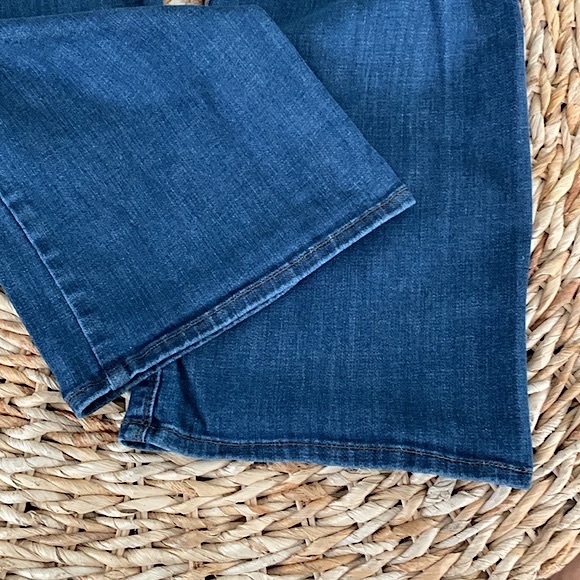 Chico’s Bootcut Jean 14 Short - Picture 7 of 14